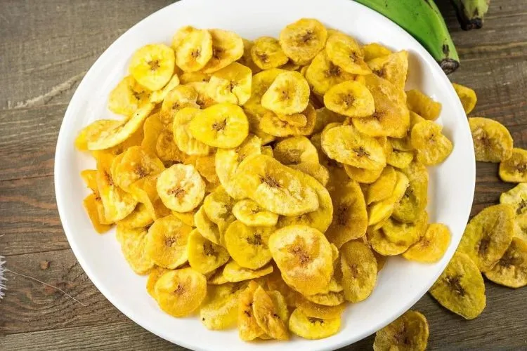 Can cats have plantain chips? All You Need To Know